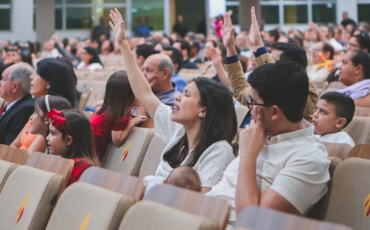Galeria de fotos - 9º Adoradores e 18º Aniversário da Orquestra Harmonia Celeste