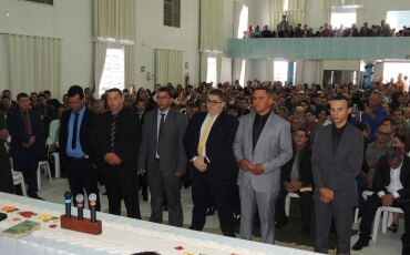 Galeria de fotos - Quadrimestral de Obreiros e Batismo - Guaraíta 